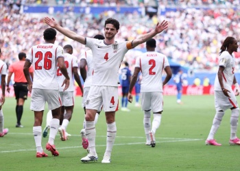 En un partidazo, Inglaterra venció 6-4 a Francia y se quedó con el tercer puesto del Mundial 2026