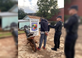 Joven detenido tras robar una moto y protagonizar un choque en estado de ebriedad