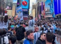 La Argentina copó Times Square con un banderazo multitudinario