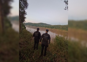 Buscan a un joven de 27 años desaparecido tras el vuelco de una embarcación en el río Uruguay