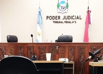 Amenazó, golpeó y abusó de su pareja con discapacidad visual durante dos años