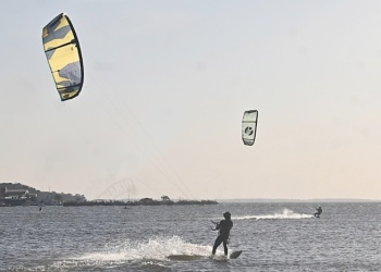 Posadas: deporte y naturaleza junto al río Paraná con Kitesurf junto a varias opciones para disfrutar