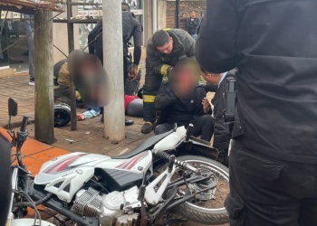 Un motociclista lucha por su vida tras un grave despiste en Jardín América