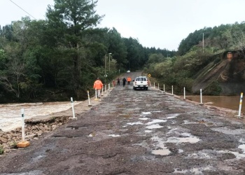 Rehabilitaron la circulación por el paso provisorio de la ruta 7 en Jardín América