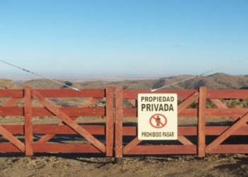 La Iglesia cuestionó el proyecto de inviolabilidad de la propiedad privada