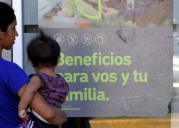 Aumenta la Asignación Universal por Hijo: cuánto van a cobrar y desde cuándo