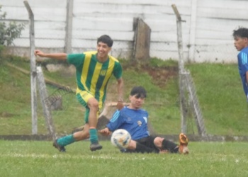 Fútbol de Eldorado: el líder Barrio Obrero no pasó del empate