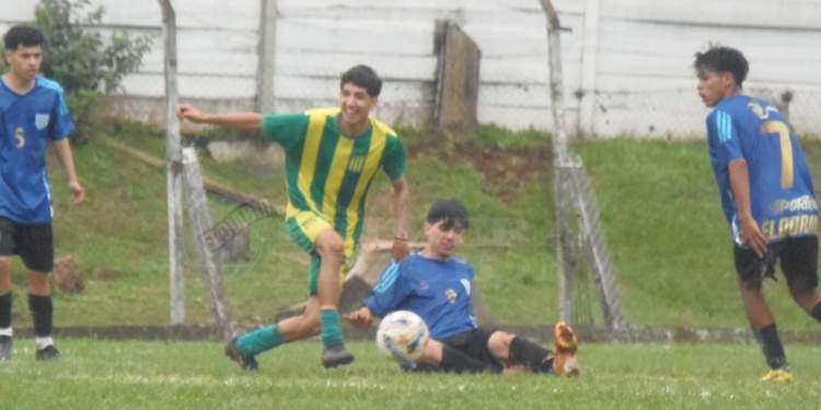 SIN VENTAJAS. Barrio Obrero igualó 0-0 de visitante con Sportivo Eldorado./ Foto C. Reble
