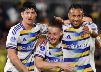 Boca goleó a Recoleta y se metió en los cuartos de final de la Copa Sudamericana
