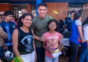 Construí Tu Futuro cerró otra semana de operativos en Posadas con 200 controles visuales y 180 anteojos entregados