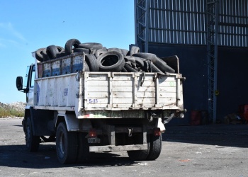 Tras finalizar la poda, Posadas avanza con el operativo de descacharrado