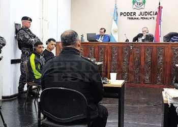 “Escuché los tiros y vi correr a dos muchachos, uno era más bajito, hacia el automóvil blanco”