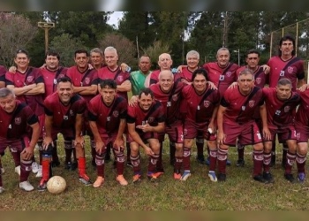 Miguel Lanús gritó campeón en el Torneo de Veteranos de fútbol de la Liga de Garupá