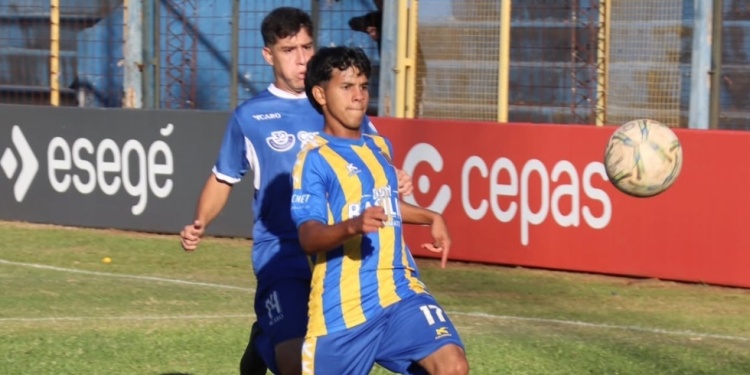 MISMO OBJETIVO. La Cantera y Mitre van en busca de los tres puntos en juego./ Prensa Mitre