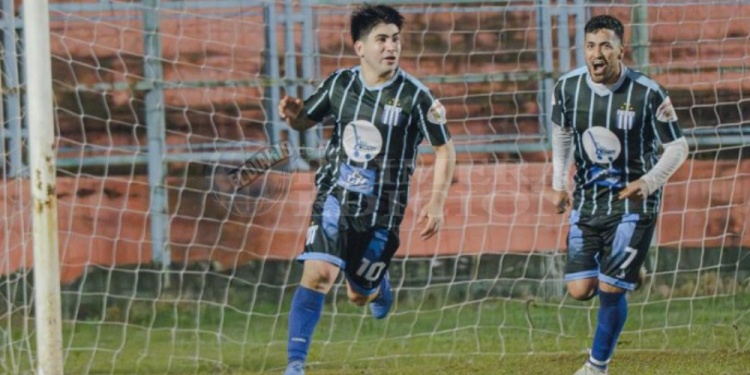 LA CORONA EN JUEGO. Nacional de Puerto Piray es el campeón defensor del título y no quiere perder el trono./ Gentileza C. Reble