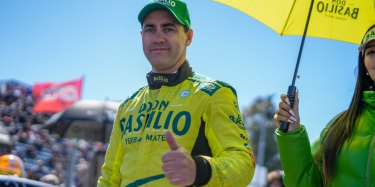 PULGAR ARRIBA. Carlitos Okulovich confirmó su participación en el TN Clase 3, el próximo fin de semana en Oberá.