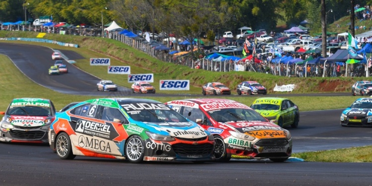 CUENTA REGRESIVA. La Capital del Monte se prepara para otro finde motor./ Foto archivo