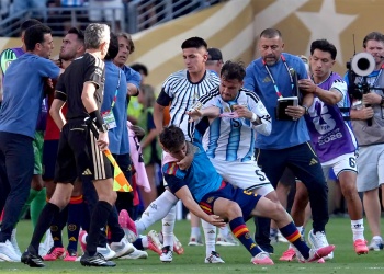 Castigo económico y deportivo para Argentina: FIFA sancionó a la AFA y a cuatro integrantes de la selección