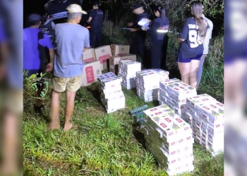 Apóstoles: encontraron un auto robado con 600 gruesas de cigarrillos de contrabando