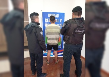 Detuvieron a un hombre acusado de amenazar con un cuchillo a una mujer y a su hija en Puerto Iguazú