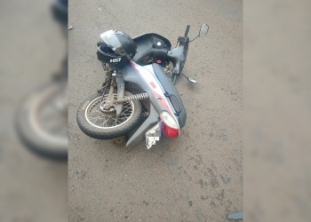 Dos mujeres resultaron heridas tras un choque entre una camioneta y una moto en Posadas