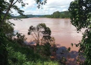 El PAyS presentó un proyecto para crear un sistema de prevención del riesgo hidrológico en la cuenca del río Uruguay
