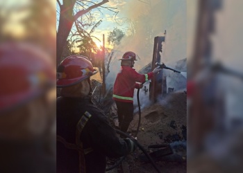 Menor manipulaba un encendedor y alcohol y provocó el incendio de su vivienda en Oberá
