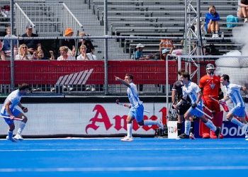 Los Leones golearon 7-1 a Nueva Zelanda y se metieron en la segunda fase del Mundial