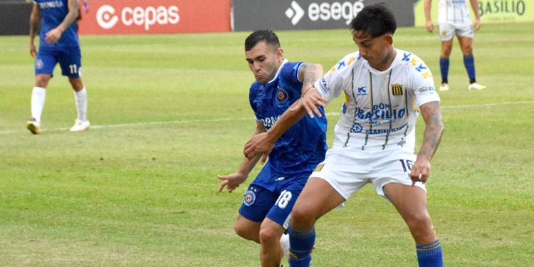 IGUALES. Tanto en la primera como en la segunda ronda, Mitre y Sol igualaron 0-0.