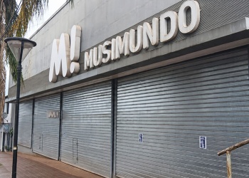 Trabajó 25 años en Musimundo y quedó sin empleo ni indemnización: “Nos sentimos estafados”