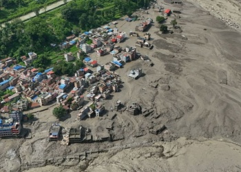 Inundación en la frontera nepalí-china deja al menos 31 muertos y cientos de desaparecidos