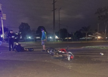 Un herido tras un choque entre un automóvil y una motocicleta en Posadas