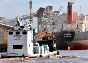 El Gobierno suspendió la reforma del servicio que guía a los buques en puertos y ríos