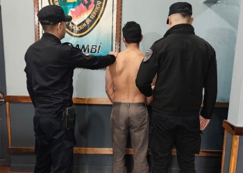 Detuvieron a un hombre acusado de agredir y amenazar a su madre