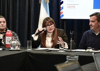 Presupuesto 2027: Trabajo reforzará capacitación ante la crisis de empresas y desempleo