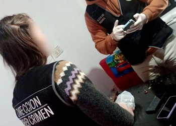 Hallaron el celular que habría utilizado el excomisario prófugo y buscan reconstruir sus últimos movimientos