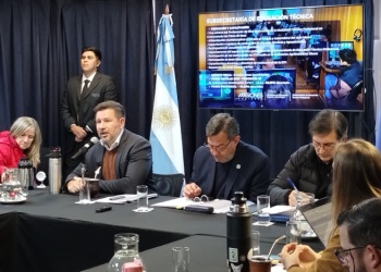 Educación solicitó 54% más de presupuesto, con obras y comedores como prioridades