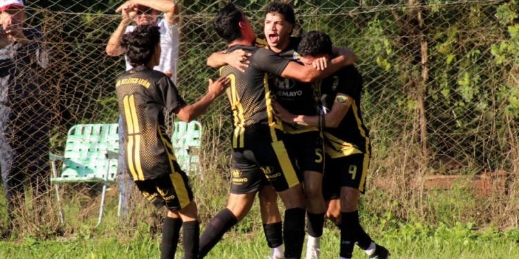PROTAGONISTA. Atlético León, el campeón defensor, avanza con firmeza./ Facebook Atl. León
