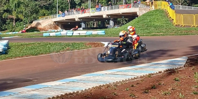 BUENA EXPERIENCIA. César Villar ya corrió en el kartódromo de Roca, al que definió como un “circuito muy lindo”.