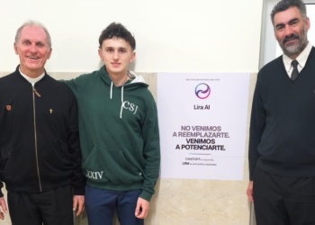 Estudiante diseñó un sistema de IA que ya se implementa en tres escuelas