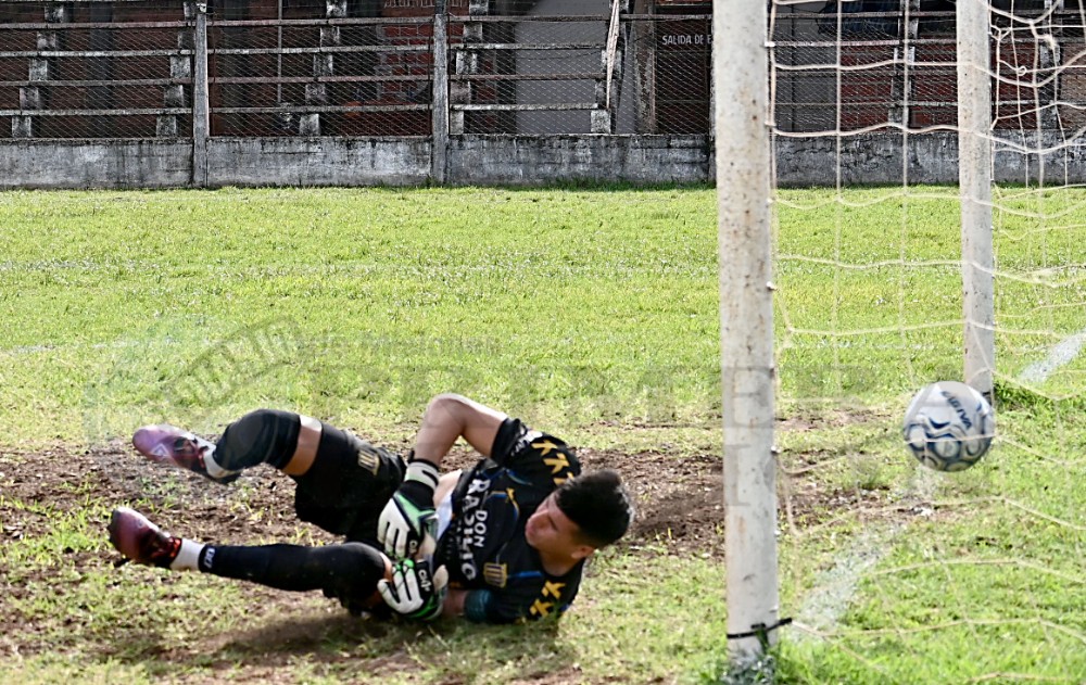Brown goleó a Mitre en la Súper Liga Posadeña