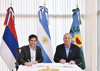 Passalacqua y Kicillof firmaron acuerdos para impulsar la producción, la tecnología y la seguridad