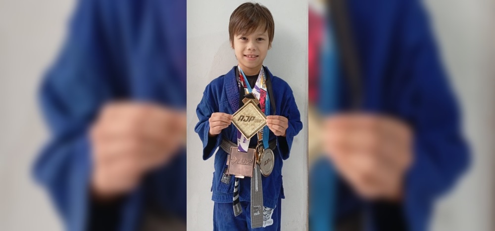 Augusto Agüero con su medalla de oro