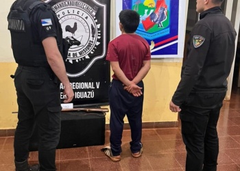 Entró a un galpón, golpeó a una mujer y huyó con un rifle: detuvieron a “Pastorcito” en Wanda