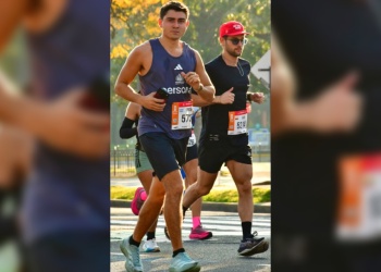 Con el running encontró la forma de viajar y llevar sus raíces a todo el mundo