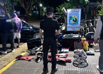 Allanamientos en Posadas: detuvieron a un hombre y secuestraron vehículos, herramientas y celulares