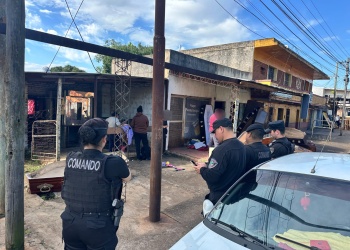 Una disputa familiar por una vivienda requirió la intervención de una negociadora policial