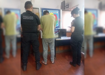 Denunció a su compañero de pádel por acoso y supuesta brujería en Iguazú
