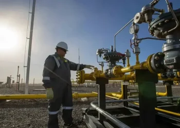 La economía volvió a caer en julio y tocó un nuevo piso en 2026
