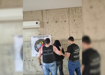 Se entregó el excomisario buscado por una causa de presunto abuso sexual